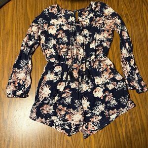 Juniors Aeropostale Floral Long Sleeve Cinched Waist  Mini Romper Sz XS